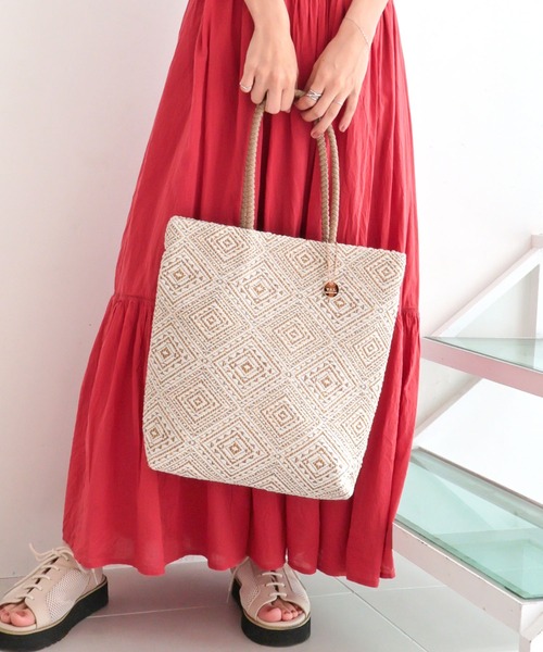 T・S・L（ティーエスエル）の「エスニック柄トートバッグ【詳細動画あり】（トートバッグ・レディース・ブラック/サックスブルー/ベージュ・FREE）」の8枚目の写真