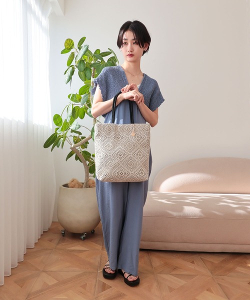 T・S・L（ティーエスエル）の「エスニック柄トートバッグ【詳細動画あり】（トートバッグ・レディース・ブラック/サックスブルー/ベージュ・FREE）」の14枚目の写真
