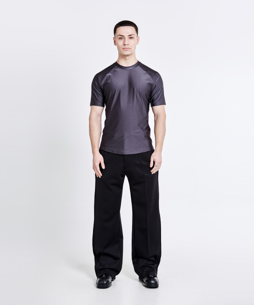 51%(フィフティーワンパーセント)の「Triangle Back logo T-shirt - Charcoal(Tシャツ/カットソー・メンズ・その他・L/M)」の2枚目の写真