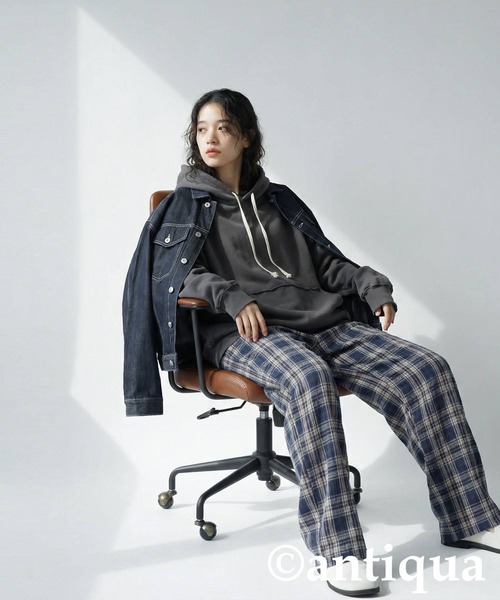 antiqua（アンティカ）の「裏毛 パーカー（パーカー・レディース・ブラック/チャコールグレー・ONESIZE）」の12枚目の写真