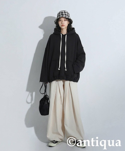 antiqua（アンティカ）の「裏毛 パーカー（パーカー・レディース・ブラック/チャコールグレー・ONESIZE）」の3枚目の写真