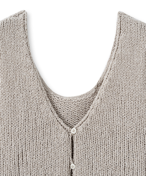 NOIRER FOR WOMAN(ノイアーフォーウーマン)の「ツーフェイスボタンベストニット(サンドベージュ)(ニット/セーター・レディース・その他・FREE)」の4枚目の写真