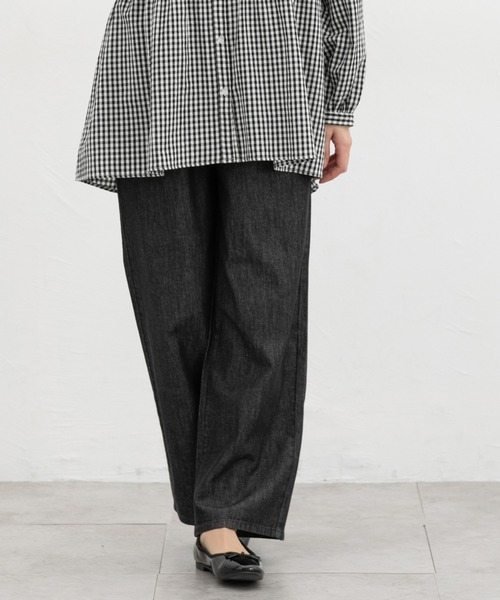 Honeys（ハニーズ）の「デニムイージーパンツ（股下６６ｃｍ）（デニムパンツ・レディース・ライトグレー/インディゴブルー/グレー/ブラック・S/M/LL/L）」の2枚目の写真