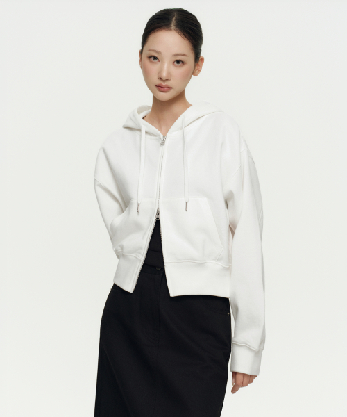 WIMENS BOLUEM crop full-hooded sweatshirt zip-up (white) — укороченное худи с молнией