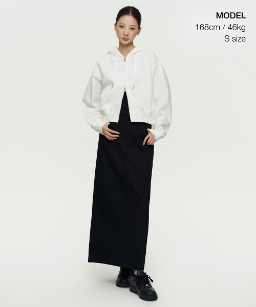 MUSINSA STANDARD WOMAN（ムシンサスタンダードウーマン）の「ウィメンズボリュームクロップフーデッドスウェットジップアップ[ホワイト]（パーカー・レディース・その他・LARGE/MEDIUM/SMALL/X-SMALL/X-LARGE）」の2枚目の写真