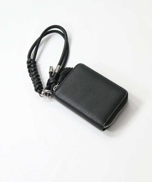 Gready Brilliant(グレディブリリアン)の「ストラップ付ウォレット(財布・レディース・グリーン/ブラック/ゴールド・FREE)」の1枚目の写真