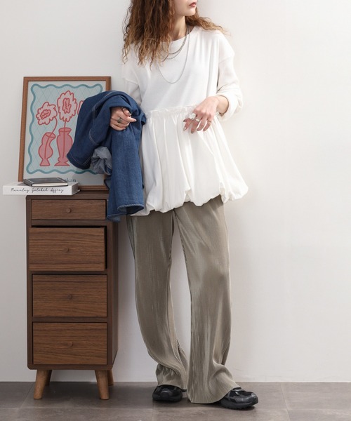 atONE(アットワン)の「ペプラム切替バルーントップス(Tシャツ/カットソー・レディース・オフホワイト/カーキ/ブラック・4L~5L/LL~3L/M-L)」の20枚目の写真