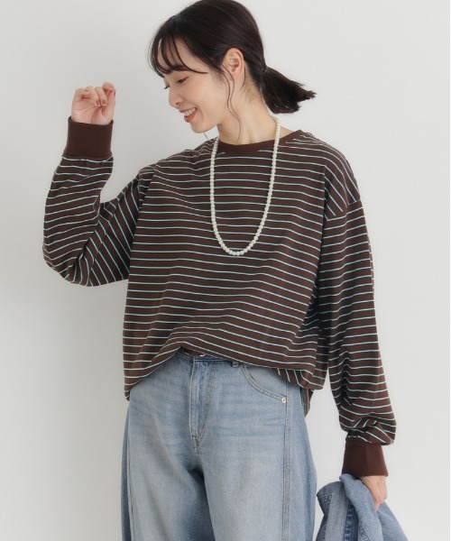 Right-on（ライトオン）の「【HONEYSUCKLE ROSE】マルチボーダーロングTシャツ (トレンドデザイン / リラックスフィット / 通気性抜群 / カジュアルシック)（その他トップス・レディース・ライトベージュ/ダークグリーン/ブラウン・M/L）」の8枚目の写真