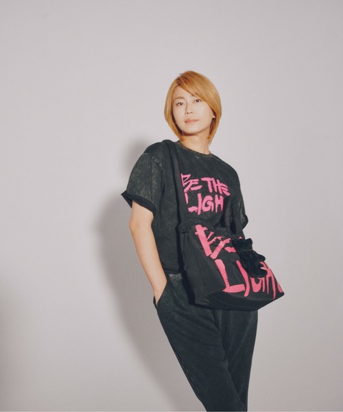 ZOZO（ゾゾ）の「KIYOSHI HIKAWA＋KIINA. BLACK COLLECTION by ZOZOTOWN　LOGO TEE(クリアカード1枚付き)（Tシャツ/カットソー・レディース・ブラック・S/M/L）」の5枚目の写真