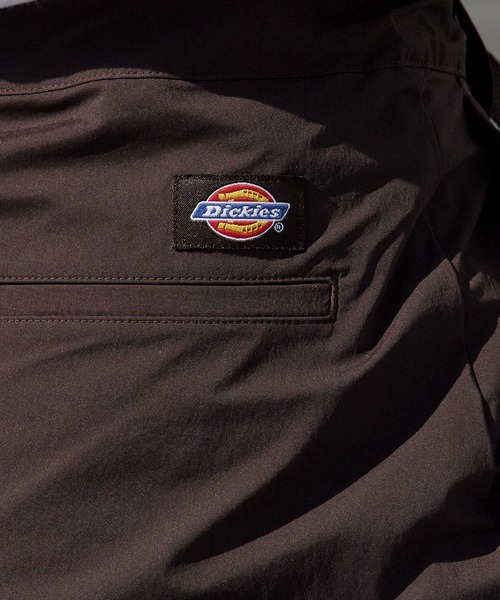 WHITE MOUNTAINEERING(ホワイトマウンテニアリング)の「White Mountaineering/ホワイトマウンテニアリング × Dickies/ディッキーズ WM×Dickies 2 TUCK PANTS ブランドタグ フロントフライ 2タックパンツ 2026年 夏 夏服 秋服(チノパンツ・メンズ・ブラウン/ブラック・3/2/1)」の22枚目の写真