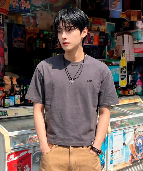 GHOST REPUBLIC(ゴーストリパブリック)の「CPダブル生地エッセンシャルオーバーサイズクロップ半袖Tシャツ4カラーGT-379(Tシャツ/カットソー・メンズ・ホワイト/グレー/ブラック/チャコール・MEDIUM/LARGE/X-LARGE)」の7枚目の写真
