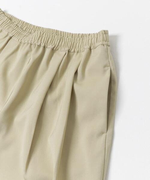 ITEMS URBANRESEARCH（アイテムズ アーバンリサーチ）の「『イージーケア/速乾/UVカット』強撚イージーパンツ（その他パンツ・レディース・カーキ/チャコールグレー/ベージュ系その他・FREE）」の16枚目の写真