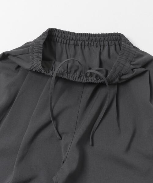 ITEMS URBANRESEARCH（アイテムズ アーバンリサーチ）の「『イージーケア/速乾/UVカット』強撚イージーパンツ（その他パンツ・レディース・カーキ/チャコールグレー/ベージュ系その他・FREE）」の8枚目の写真