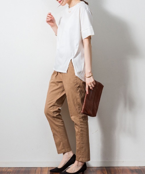 aity(アイティ)の「M-5L 異素材切り替え サイドスリットTシャツ 夏服(Tシャツ/カットソー・レディース・ブラック/オフホワイト・4L~5L/LL~3L/M~L)」の18枚目の写真