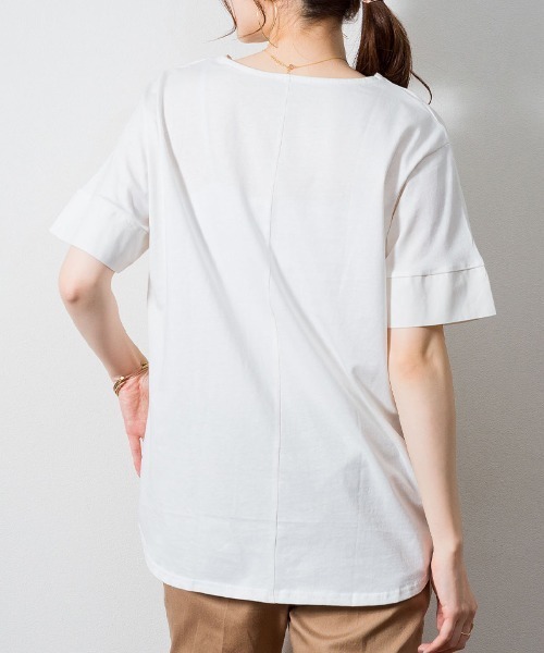 aity(アイティ)の「M-5L 異素材切り替え サイドスリットTシャツ 夏服(Tシャツ/カットソー・レディース・ブラック/オフホワイト・4L~5L/LL~3L/M~L)」の21枚目の写真