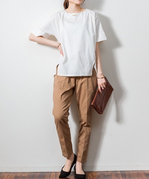 aity(アイティ)の「M-5L 異素材切り替え サイドスリットTシャツ 夏服(Tシャツ/カットソー・レディース・ブラック/オフホワイト・4L~5L/LL~3L/M~L)」の13枚目の写真
