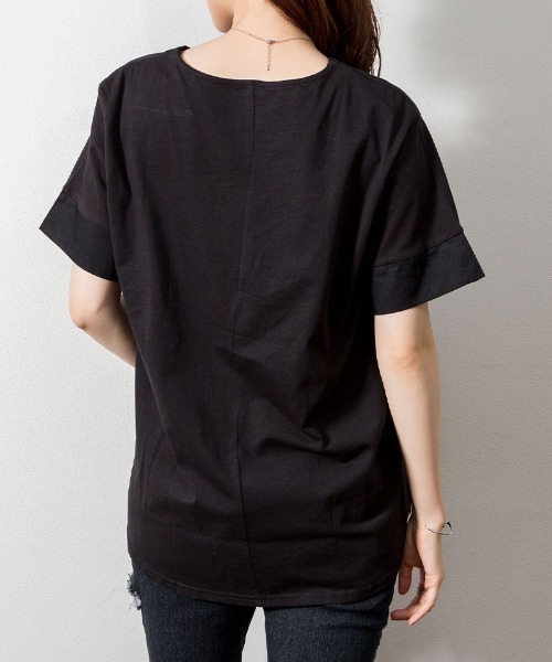 aity(アイティ)の「M-5L 異素材切り替え サイドスリットTシャツ 夏服(Tシャツ/カットソー・レディース・ブラック/オフホワイト・4L~5L/LL~3L/M~L)」の7枚目の写真