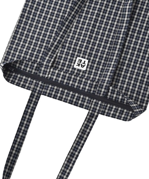 AKTE（アクテ）の「ファスナーロゴチェックトートBAG（トートバッグ・レディース・ブラウン系/ホワイト系・FREE）」の3枚目の写真