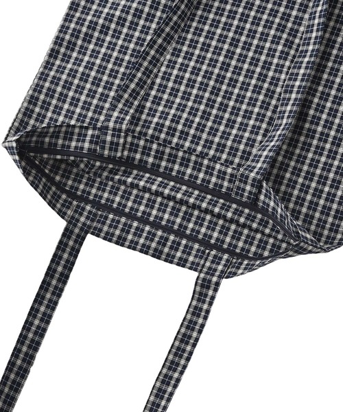 AKTE（アクテ）の「ファスナーロゴチェックトートBAG（トートバッグ・レディース・ブラウン系/ホワイト系・FREE）」の4枚目の写真