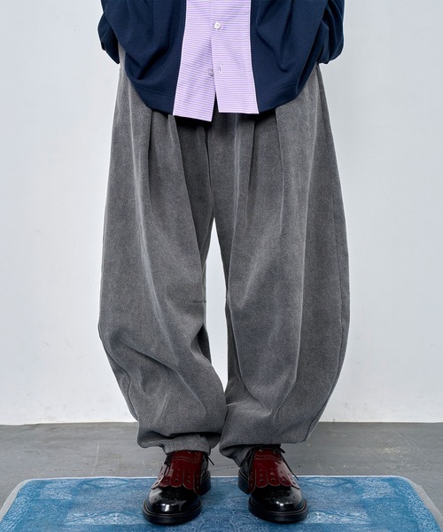 Nora Lily(ノラリリー)の「【Nora Lily】Tuck Washed Denim Barrel Pants(デニムパンツ・メンズ・インディゴブルー/ブラック・FREE)」の7枚目の写真