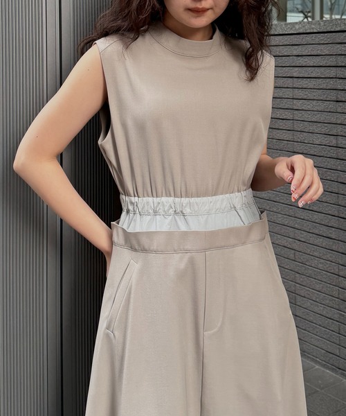 &g'aime(アンジェム)の「【&g'aime 】ダブルウエストワンピース Double-Waist Dress(ワンピース・レディース・グレイッシュベージュ/ブラック・FREE)」の1枚目の写真
