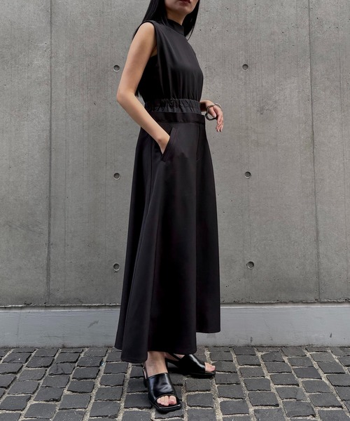 &g'aime(アンジェム)の「【&g'aime 】ダブルウエストワンピース Double-Waist Dress(ワンピース・レディース・グレイッシュベージュ/ブラック・FREE)」の21枚目の写真