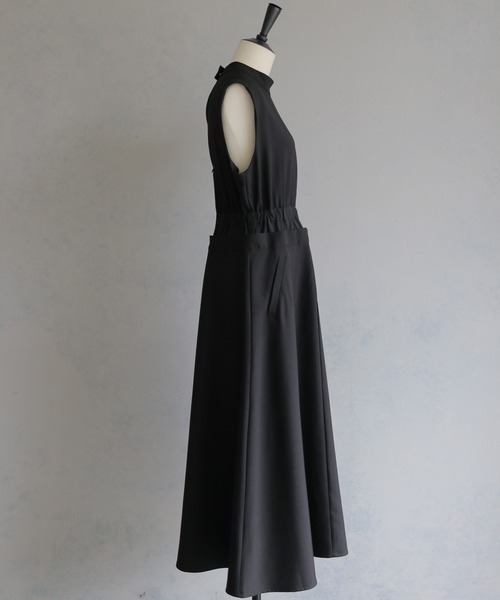 &g'aime(アンジェム)の「【&g'aime 】ダブルウエストワンピース Double-Waist Dress(ワンピース・レディース・グレイッシュベージュ/ブラック・FREE)」の13枚目の写真