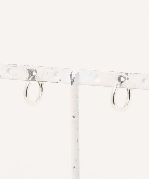 NO WAY（ノーウェイ）の「/プレーンピアス/（ピアス（両耳用）・レディース・シルバー・SMALL/MEDIUM/LARGE/X-LARGE/XX-LARGE）」の2枚目の写真