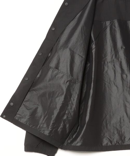 MARMOT（マーモット）の「Marmot/マーモット　パーテックスマウンテンコーチジャケット　PERTEX Mt Coach Jacket（ナイロンジャケット・メンズ・ブラック/カーキ・L/M）」の15枚目の写真