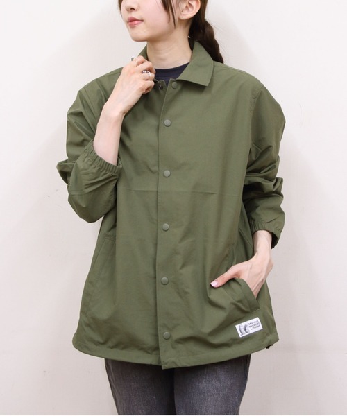 MARMOT（マーモット）の「Marmot/マーモット　パーテックスマウンテンコーチジャケット　PERTEX Mt Coach Jacket（ナイロンジャケット・メンズ・ブラック/カーキ・L/M）」の4枚目の写真