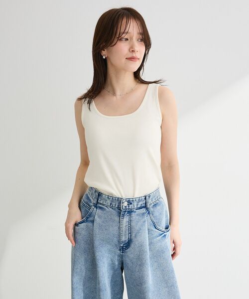 Green Parks(グリーンパークス)の「機能付テレコリブタンクトップ(タンクトップ・レディース・ホワイト系その他2/グレー/オフホワイト/ブラック・FREE)」の11枚目の写真