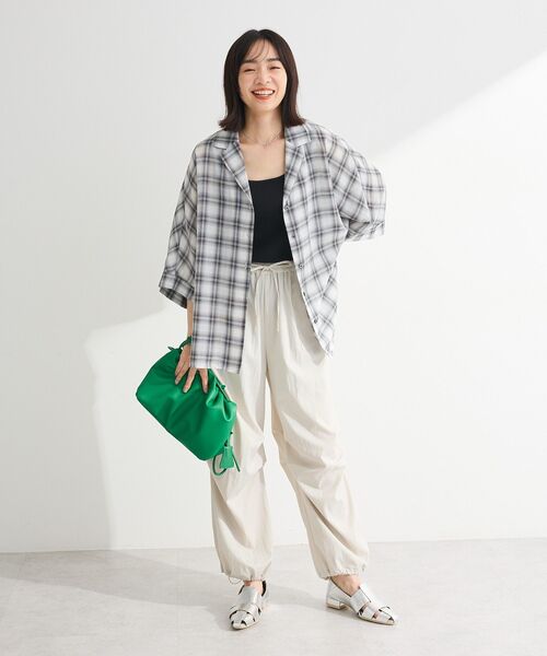 Green Parks(グリーンパークス)の「機能付テレコリブタンクトップ(タンクトップ・レディース・ホワイト系その他2/グレー/オフホワイト/ブラック・FREE)」の16枚目の写真