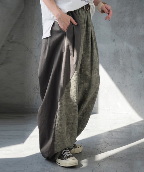 antiqua（アンティカ）の「異素材切替 綿麻 ワイドパンツ（その他パンツ・レディース・オリーブ/ブラック・ONESIZE）」の12枚目の写真
