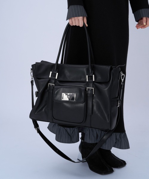 HARE（ハレ）の「プレートフラップBIGボストンバッグ(HARE)（ボストンバッグ・レディース・ブラック・FREE）」の5枚目の写真