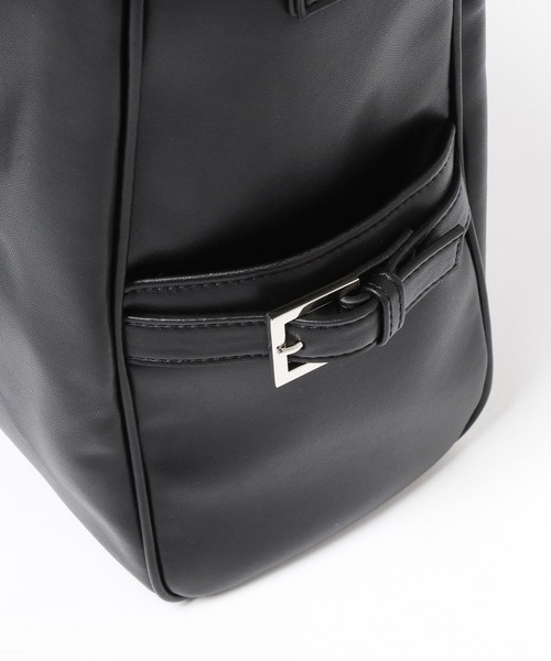 HARE（ハレ）の「プレートフラップBIGボストンバッグ(HARE)（ボストンバッグ・レディース・ブラック・FREE）」の22枚目の写真