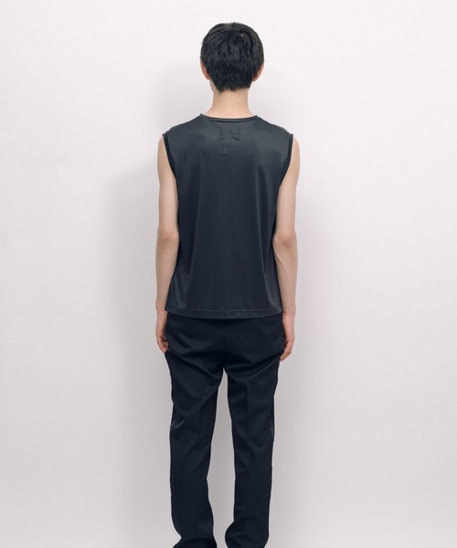 KEISUKEYOSHIDA（ケイスケヨシダ）の「Back Lining Sleeveless Top（シャツ/ブラウス・レディース・ブラック/グレー・M/L）」の9枚目の写真