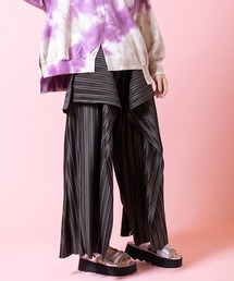 OSMOSIS（オズモーシス）の「ランダムプリーツカスケードパンツ（その他パンツ）」