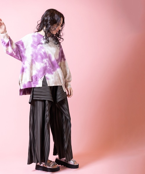 OSMOSIS（オズモーシス）の「ランダムプリーツカスケードパンツ（その他パンツ・レディース・チャコール/グリーン/ブラック/アイボリー・ONE SIZE）」の11枚目の写真