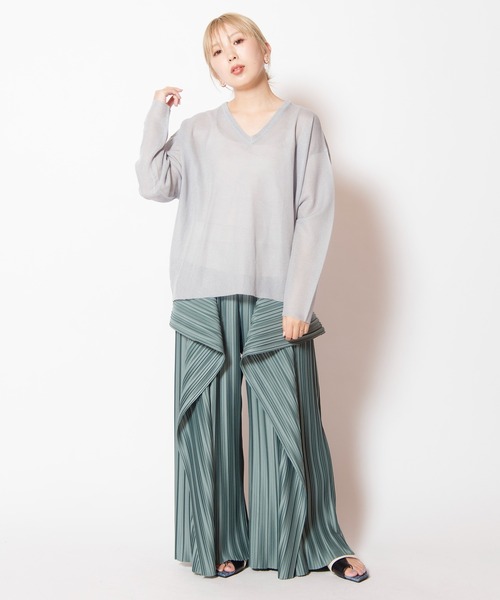 OSMOSIS（オズモーシス）の「ランダムプリーツカスケードパンツ（その他パンツ・レディース・チャコール/グリーン/ブラック/アイボリー・ONE SIZE）」の22枚目の写真