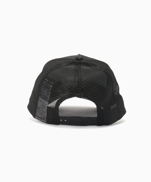 417 EDIFICE(フォーワンセブンエディフィス)の「【Liverpool FC / リバプール FC】NEW ERA TONAL TRUCKER LIVPOL JP(キャップ・メンズ・ブラック・FREE)」の3枚目の写真