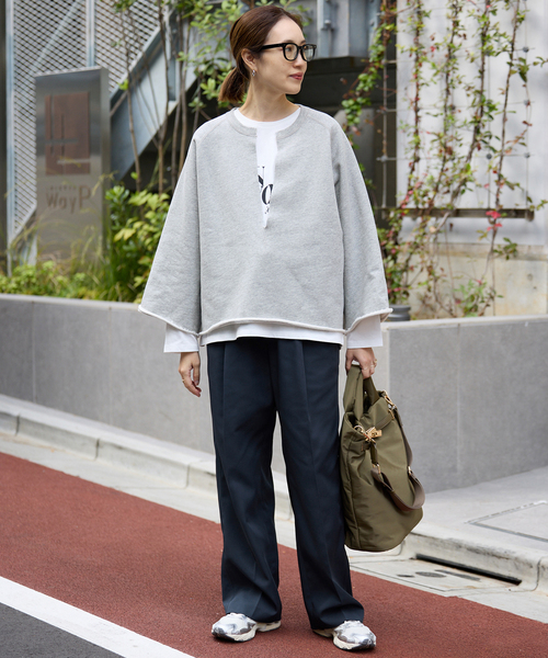 SLOBE IENA（スローブイエナ）の「《追加》裏毛スキッパープルオーバー（スウェット・レディース・グレー/ピンク系その他・FREE）」の14枚目の写真