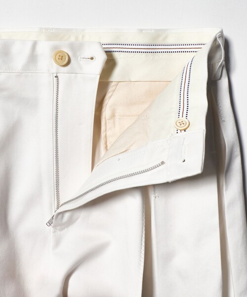 KHOKI(コッキ)の「<KHOKI for UNITED ARROWS & SONS> TUCK PANTS/パンツ(チノパンツ・メンズ・ホワイト/ネイビー・1/2/0/3)」の14枚目の写真