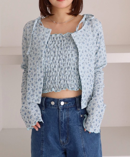 archives（アルシーヴ）の「小花柄シャーリングビスチェカットアンサンブル（アンサンブル・レディース・ブルー/アイボリー/ネイビー・MEDIUM）」の3枚目の写真