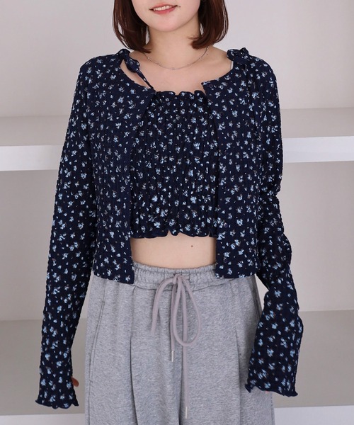 archives（アルシーヴ）の「小花柄シャーリングビスチェカットアンサンブル（アンサンブル・レディース・ブルー/アイボリー/ネイビー・MEDIUM）」の22枚目の写真