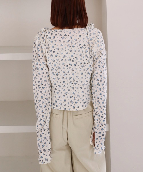 archives（アルシーヴ）の「小花柄シャーリングビスチェカットアンサンブル（アンサンブル・レディース・ブルー/アイボリー/ネイビー・MEDIUM）」の8枚目の写真