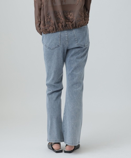 LEPSIM(レプシィム)の「よく伸びデニムパンツ 638904(デニムパンツ・レディース・インディゴブルー/ブルー・LARGE/MEDIUM)」の5枚目の写真