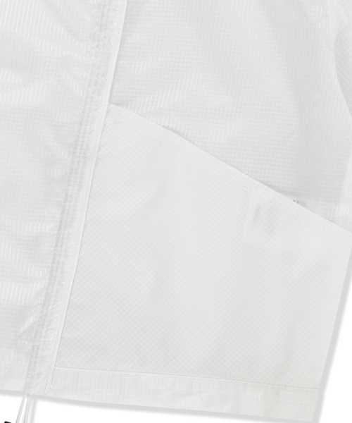 BROWNBREATH（ブラウンブレス）の「W SHRRING LIGHT WINDBREAKER - WHITE（ナイロンジャケット・レディース・その他・SMALL/MEDIUM）」の8枚目の写真