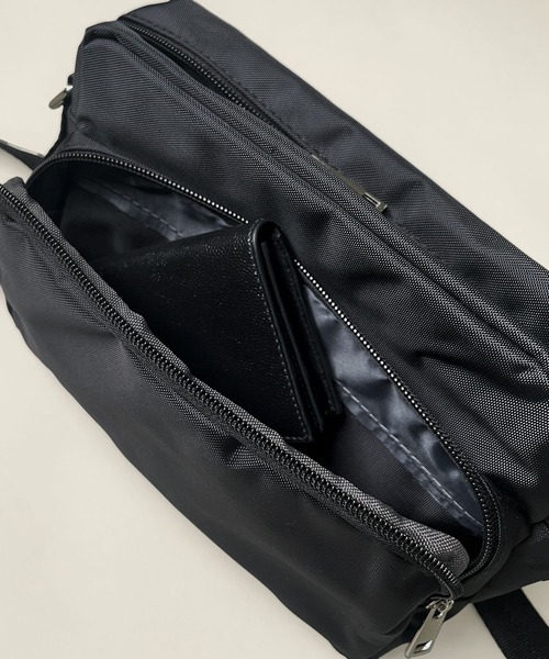 CALIFORNIA OUTFITTERS(カリフォルニア アウトフィッターズ)の「3C19 スクエアミニショルダーバッグ(ショルダーバッグ・メンズ・ブラック・ONESIZE)」の5枚目の写真