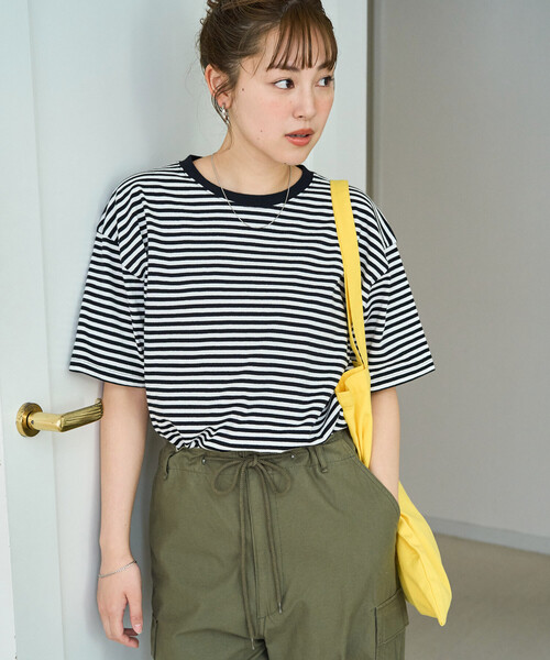 FREAK'S STORE(フリークスストア)の「限定展開 ビッグシルエット 半袖 ボーダー Tシャツ(Tシャツ/カットソー・レディース・イエロー/ネイビー/ブラック/レッド/ブラウン/チャコールグレー・フリ-)」の9枚目の写真