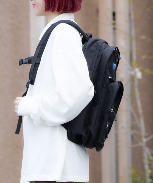 Lee(リー)の「【Lee/リー】14ポケット 多機能バックパック 撥水 リュック 大容量 約35.5L(バックパック/リュック・レディース・ホワイト/ピンク/ブルー・FREE)」の17枚目の写真